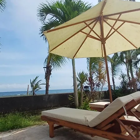 Melaya Beach Resort Queen Bed