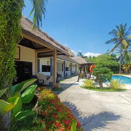 Melaya Beach Resort Queen Bed